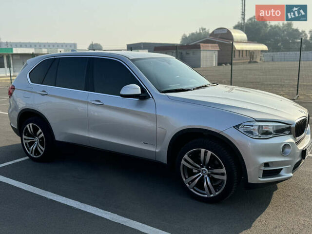 Сірий БМВ Х5, об'ємом двигуна 2 л та пробігом 185 тис. км за 22950 $, фото 1 на Automoto.ua