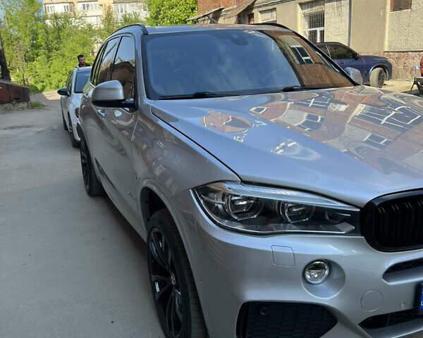 Серый БМВ Х5, объемом двигателя 2.98 л и пробегом 110 тыс. км за 34500 $, фото 2 на Automoto.ua