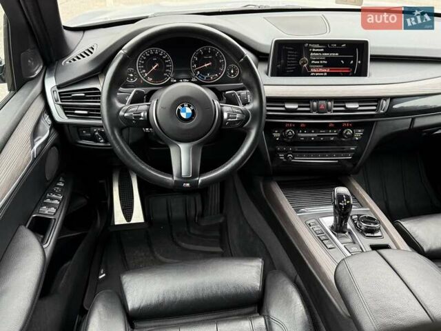 Сірий БМВ Х5, об'ємом двигуна 2.98 л та пробігом 140 тис. км за 27500 $, фото 33 на Automoto.ua