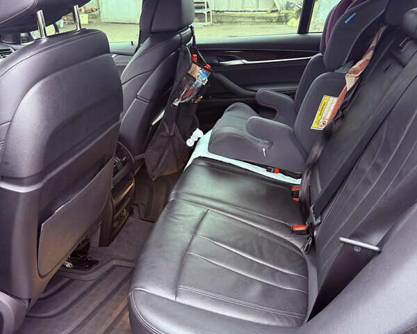 Серый БМВ Х5, объемом двигателя 2.99 л и пробегом 163 тыс. км за 41000 $, фото 14 на Automoto.ua