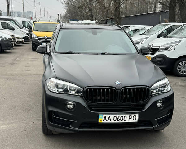 Сірий БМВ Х5, об'ємом двигуна 2 л та пробігом 161 тис. км за 23500 $, фото 1 на Automoto.ua