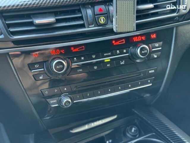 Серый БМВ Х5, объемом двигателя 2 л и пробегом 137 тыс. км за 36990 $, фото 33 на Automoto.ua