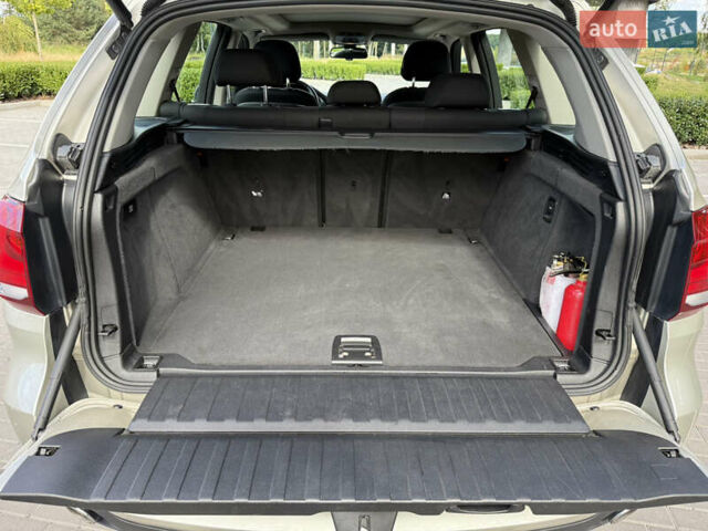 Серый БМВ Х5, объемом двигателя 3 л и пробегом 131 тыс. км за 27850 $, фото 22 на Automoto.ua