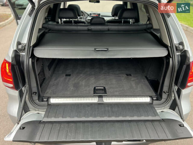Серый БМВ Х5, объемом двигателя 2 л и пробегом 246 тыс. км за 18850 $, фото 17 на Automoto.ua