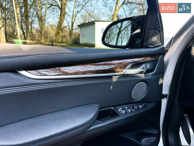 Сірий БМВ Х5, об'ємом двигуна 4.39 л та пробігом 80 тис. км за 33333 $, фото 40 на Automoto.ua