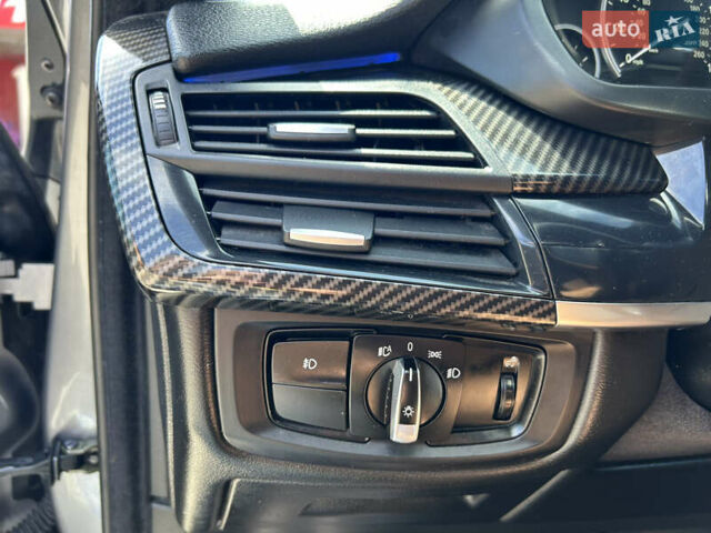 Сірий БМВ Х5, об'ємом двигуна 2 л та пробігом 136 тис. км за 31000 $, фото 64 на Automoto.ua