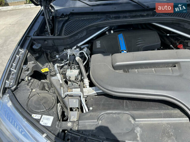 Сірий БМВ Х5, об'ємом двигуна 2 л та пробігом 136 тис. км за 31000 $, фото 57 на Automoto.ua