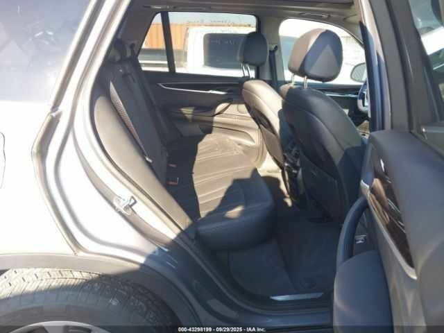 Сірий БМВ Х5, об'ємом двигуна 3 л та пробігом 54 тис. км за 6400 $, фото 7 на Automoto.ua