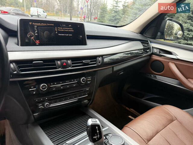 Серый БМВ Х5, объемом двигателя 2 л и пробегом 89 тыс. км за 27000 $, фото 23 на Automoto.ua