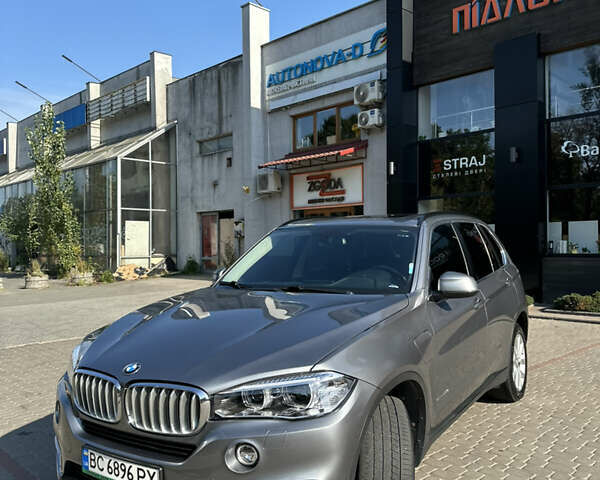 Серый БМВ Х5, объемом двигателя 2 л и пробегом 176 тыс. км за 29900 $, фото 1 на Automoto.ua