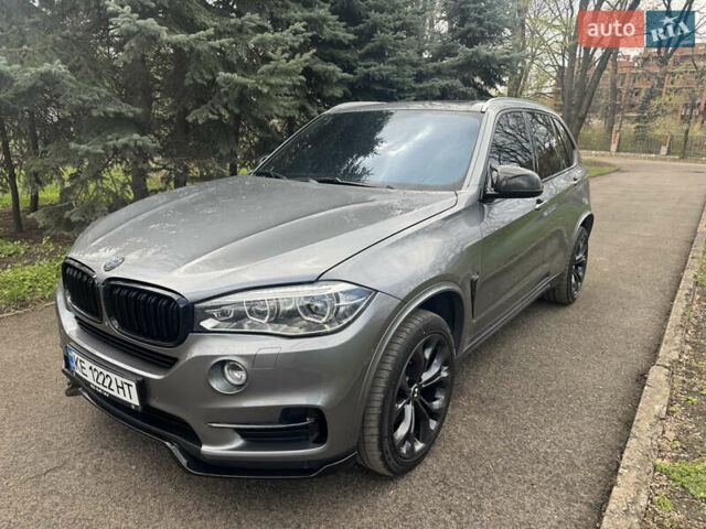 Серый БМВ Х5, объемом двигателя 3 л и пробегом 230 тыс. км за 36000 $, фото 3 на Automoto.ua