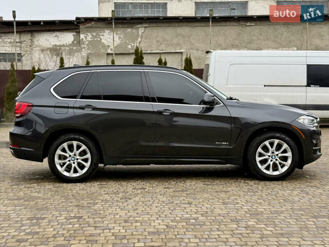 Серый БМВ Х5, объемом двигателя 3 л и пробегом 220 тыс. км за 25300 $, фото 12 на Automoto.ua