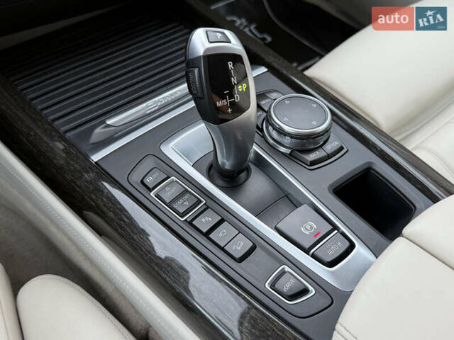 Сірий БМВ Х5, об'ємом двигуна 2 л та пробігом 124 тис. км за 32500 $, фото 27 на Automoto.ua