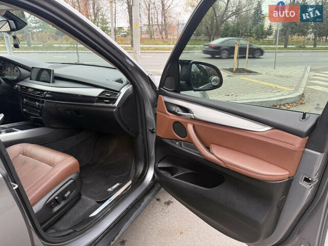 Серый БМВ Х5, объемом двигателя 2 л и пробегом 89 тыс. км за 27000 $, фото 33 на Automoto.ua