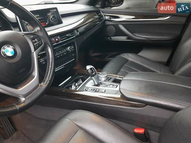 Серый БМВ Х5, объемом двигателя 3 л и пробегом 229 тыс. км за 27499 $, фото 26 на Automoto.ua