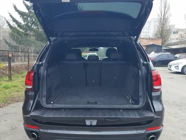 Серый БМВ Х5, объемом двигателя 3 л и пробегом 229 тыс. км за 27499 $, фото 16 на Automoto.ua