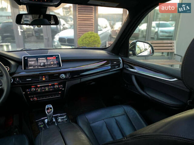 Серый БМВ Х5, объемом двигателя 2.99 л и пробегом 130 тыс. км за 33900 $, фото 10 на Automoto.ua