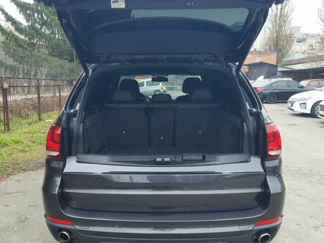 Серый БМВ Х5, объемом двигателя 3 л и пробегом 229 тыс. км за 27499 $, фото 15 на Automoto.ua