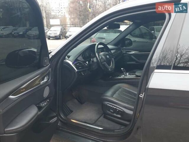 Серый БМВ Х5, объемом двигателя 3 л и пробегом 229 тыс. км за 27499 $, фото 24 на Automoto.ua