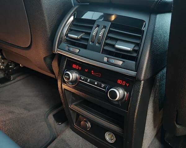 Серый БМВ Х5, объемом двигателя 3 л и пробегом 40 тыс. км за 28700 $, фото 25 на Automoto.ua