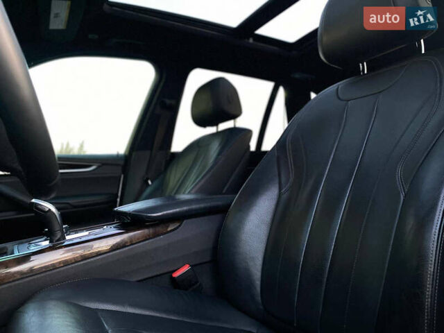 Серый БМВ Х5, объемом двигателя 2.99 л и пробегом 130 тыс. км за 33900 $, фото 19 на Automoto.ua