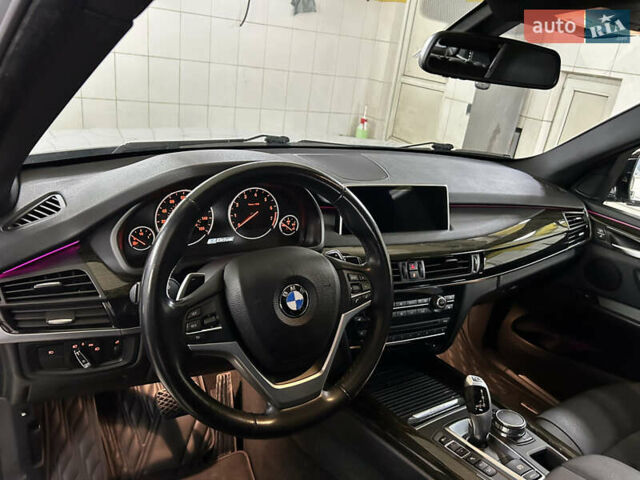 Серый БМВ Х5, объемом двигателя 2 л и пробегом 135 тыс. км за 35500 $, фото 26 на Automoto.ua