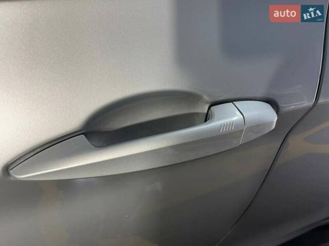 Сірий БМВ Х5, об'ємом двигуна 2.98 л та пробігом 158 тис. км за 25800 $, фото 35 на Automoto.ua