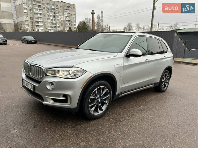 Серый БМВ Х5, объемом двигателя 2 л и пробегом 135 тыс. км за 35500 $, фото 15 на Automoto.ua