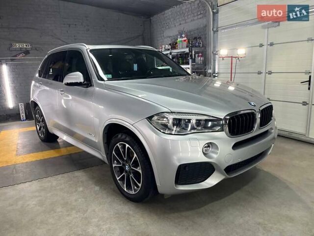 Сірий БМВ Х5, об'ємом двигуна 2.98 л та пробігом 158 тис. км за 25800 $, фото 2 на Automoto.ua