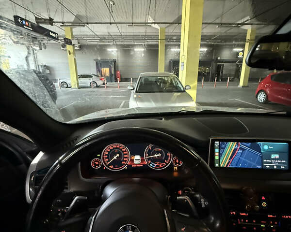 Серый БМВ Х5, объемом двигателя 2.99 л и пробегом 205 тыс. км за 31000 $, фото 3 на Automoto.ua