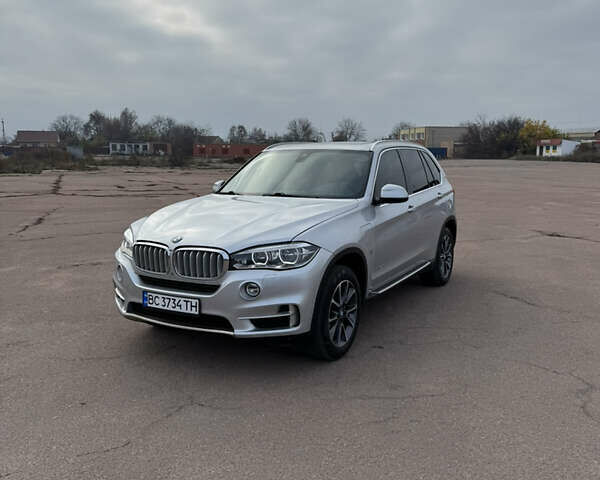 Сірий БМВ Х5, об'ємом двигуна 2 л та пробігом 145 тис. км за 22999 $, фото 2 на Automoto.ua