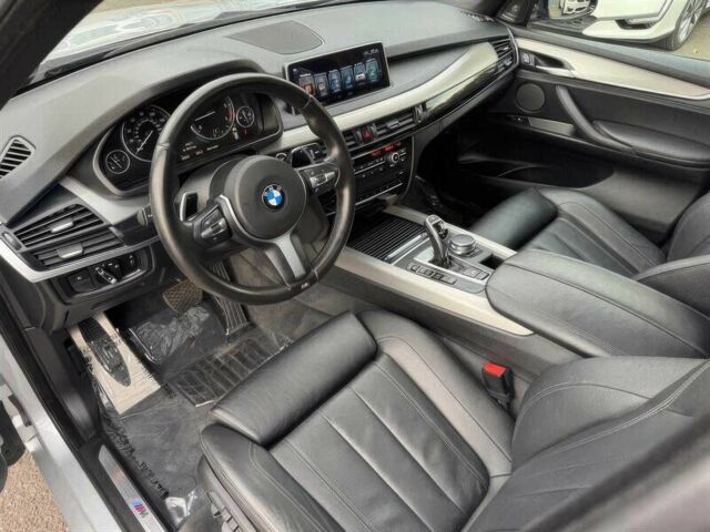 Серый БМВ Х5, объемом двигателя 3 л и пробегом 54 тыс. км за 8700 $, фото 8 на Automoto.ua