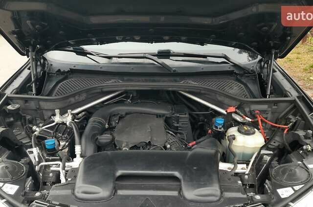 Серый БМВ Х5, объемом двигателя 3 л и пробегом 229 тыс. км за 27499 $, фото 14 на Automoto.ua