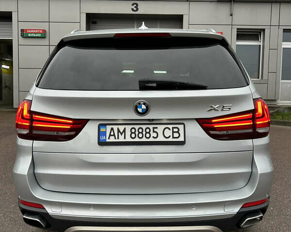 Серый БМВ Х5, объемом двигателя 2 л и пробегом 135 тыс. км за 35500 $, фото 8 на Automoto.ua