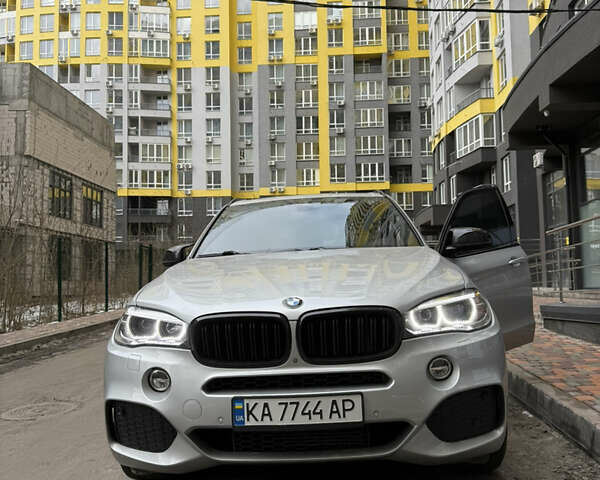 Серый БМВ Х5, объемом двигателя 2.99 л и пробегом 205 тыс. км за 31000 $, фото 4 на Automoto.ua