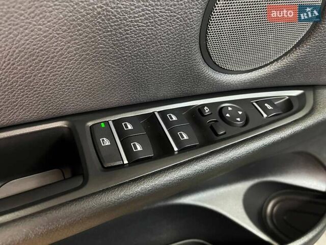 Сірий БМВ Х5, об'ємом двигуна 2.98 л та пробігом 158 тис. км за 25800 $, фото 32 на Automoto.ua