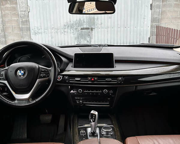 Сірий БМВ Х5, об'ємом двигуна 2 л та пробігом 148 тис. км за 35000 $, фото 18 на Automoto.ua