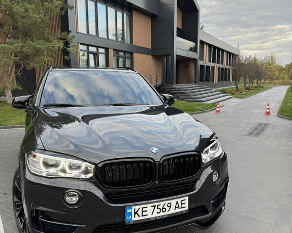 БМВ Х5 2017 в Днепре (Днепропетровске) на Automoto.ua Серый БМВ Х5, объемом двигателя 2.98 л и пробегом 140 тыс. км за 33500 $, фото 1 на Automoto.ua