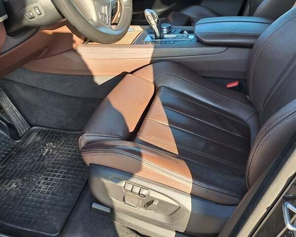 Сірий БМВ Х5, об'ємом двигуна 2 л та пробігом 62 тис. км за 42000 $, фото 12 на Automoto.ua