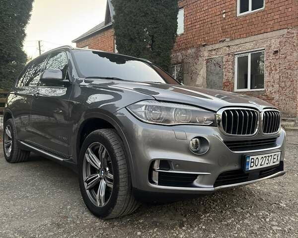 Сірий БМВ Х5, об'ємом двигуна 2.99 л та пробігом 195 тис. км за 38500 $, фото 2 на Automoto.ua