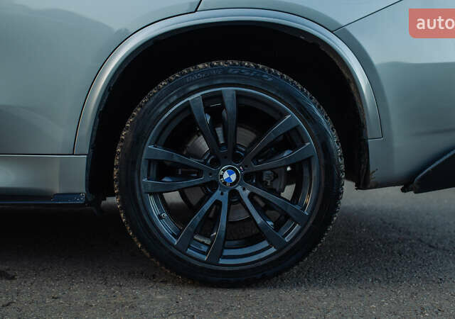 Серый БМВ Х5, объемом двигателя 2.98 л и пробегом 141 тыс. км за 29500 $, фото 13 на Automoto.ua