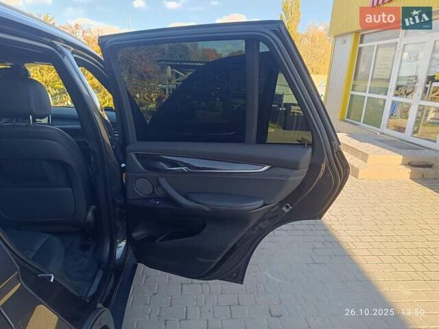 Серый БМВ Х5, объемом двигателя 2.99 л и пробегом 228 тыс. км за 27999 $, фото 10 на Automoto.ua