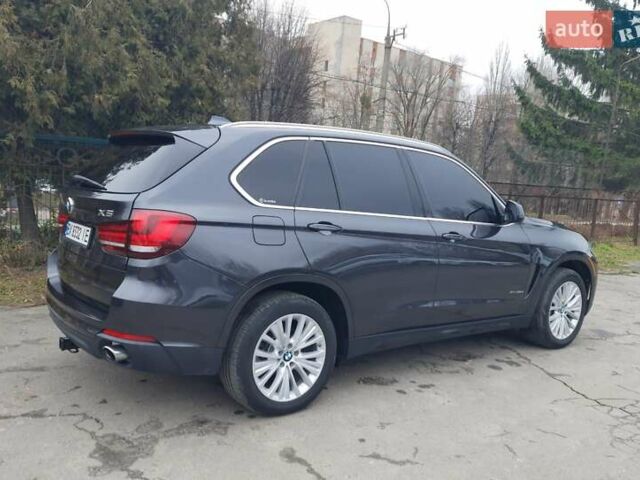 Серый БМВ Х5, объемом двигателя 3 л и пробегом 229 тыс. км за 27499 $, фото 9 на Automoto.ua