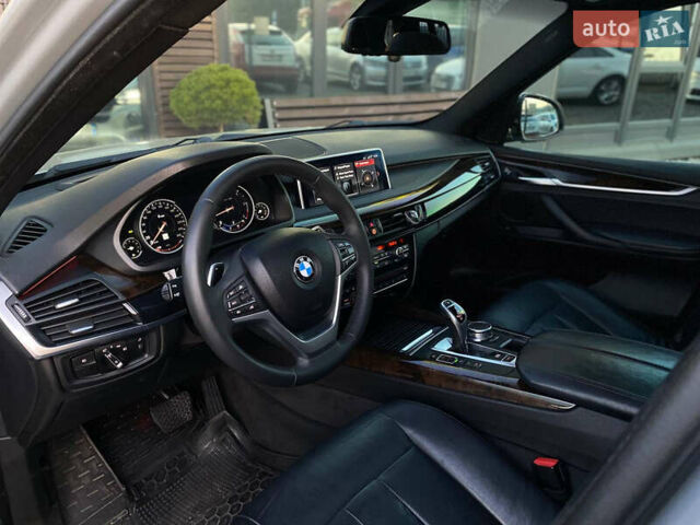 Серый БМВ Х5, объемом двигателя 2.99 л и пробегом 130 тыс. км за 33900 $, фото 17 на Automoto.ua