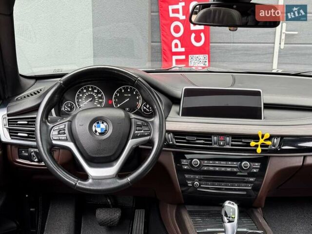 Серый БМВ Х5, объемом двигателя 2 л и пробегом 192 тыс. км за 27999 $, фото 17 на Automoto.ua