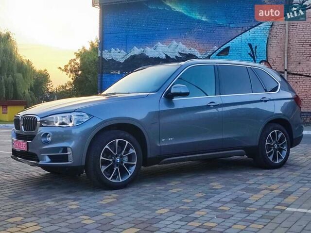 Серый БМВ Х5, объемом двигателя 3 л и пробегом 40 тыс. км за 28700 $, фото 5 на Automoto.ua