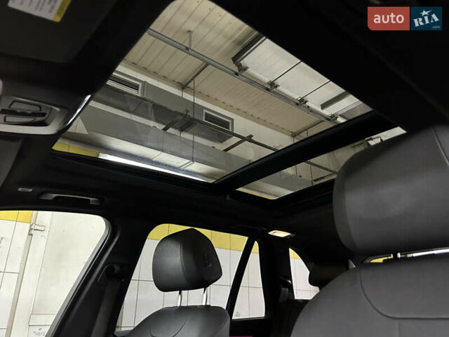 Серый БМВ Х5, объемом двигателя 2 л и пробегом 135 тыс. км за 35500 $, фото 25 на Automoto.ua