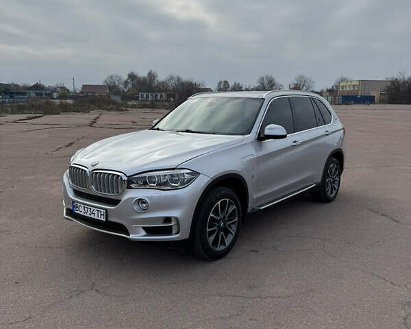 Сірий БМВ Х5, об'ємом двигуна 2 л та пробігом 145 тис. км за 22999 $, фото 1 на Automoto.ua