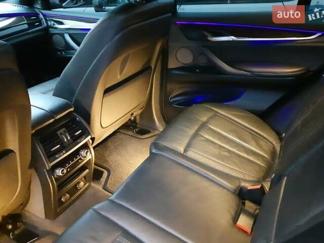 Серый БМВ Х5, объемом двигателя 3 л и пробегом 229 тыс. км за 27499 $, фото 39 на Automoto.ua