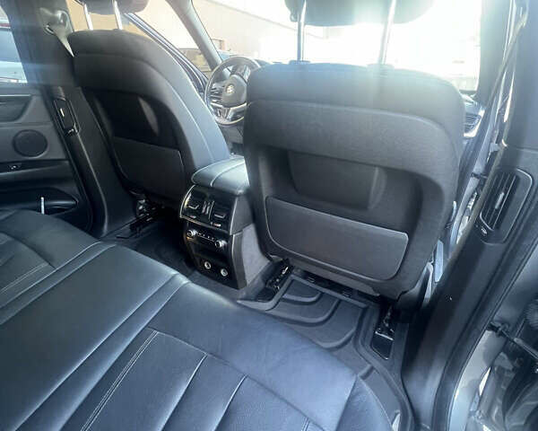 Серый БМВ Х5, объемом двигателя 2.98 л и пробегом 97 тыс. км за 23000 $, фото 12 на Automoto.ua